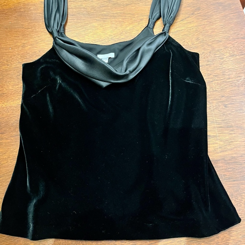 ANN TAYLOR. Dressy velvet and silk top. Black. Size 2. Excellent condition.